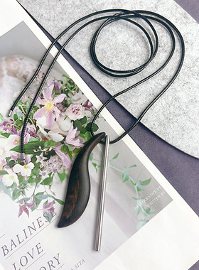 小众哨子形卷轴黑檀镀银吊坠项链