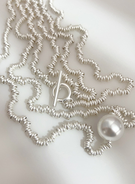 金属冷淡风环环相扣珍珠吊坠项链女时尚个性气质百搭叠戴毛衣链