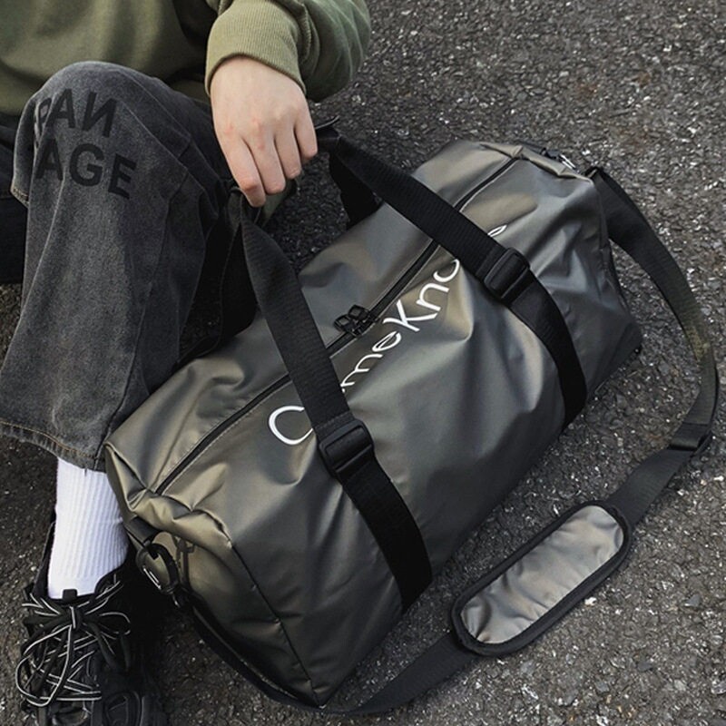 Large capacity fitness bag men's wet and dry separation sports bag portable luggage bag swimming bag travel bag waterproof storage red