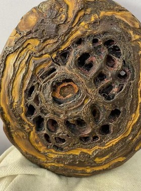 贵州结构古铜石(付米连接C)盆景手玩居家奇石摆件