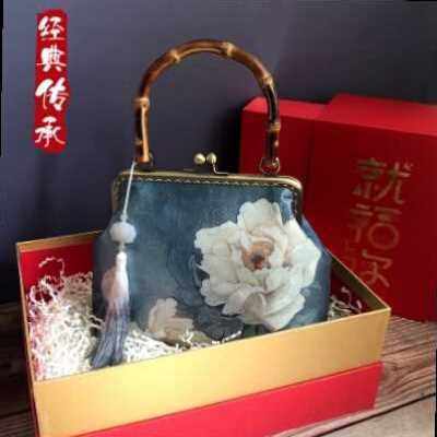 母亲节送妈妈实用生日礼物特适合给婆婆奶奶长辈老人见面礼中秋