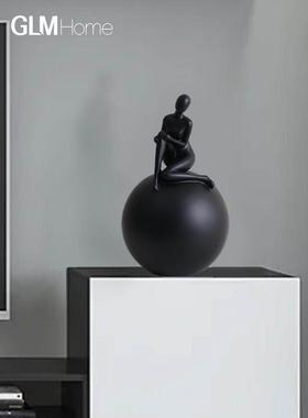 轻奢简约黑白抽象人物饰品高端小众家居酒柜电视柜酒店民宿装饰