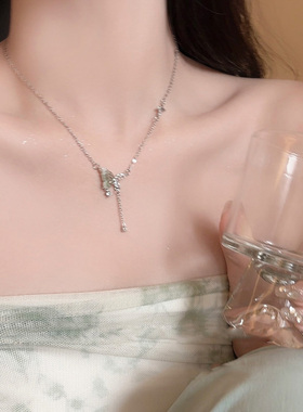 一抹青绿 珍珠流苏蝴蝶项链女款2026新款轻奢小众锁骨链颈链配饰