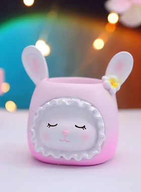 洛洛兔创意学生送树脂节日笔筒