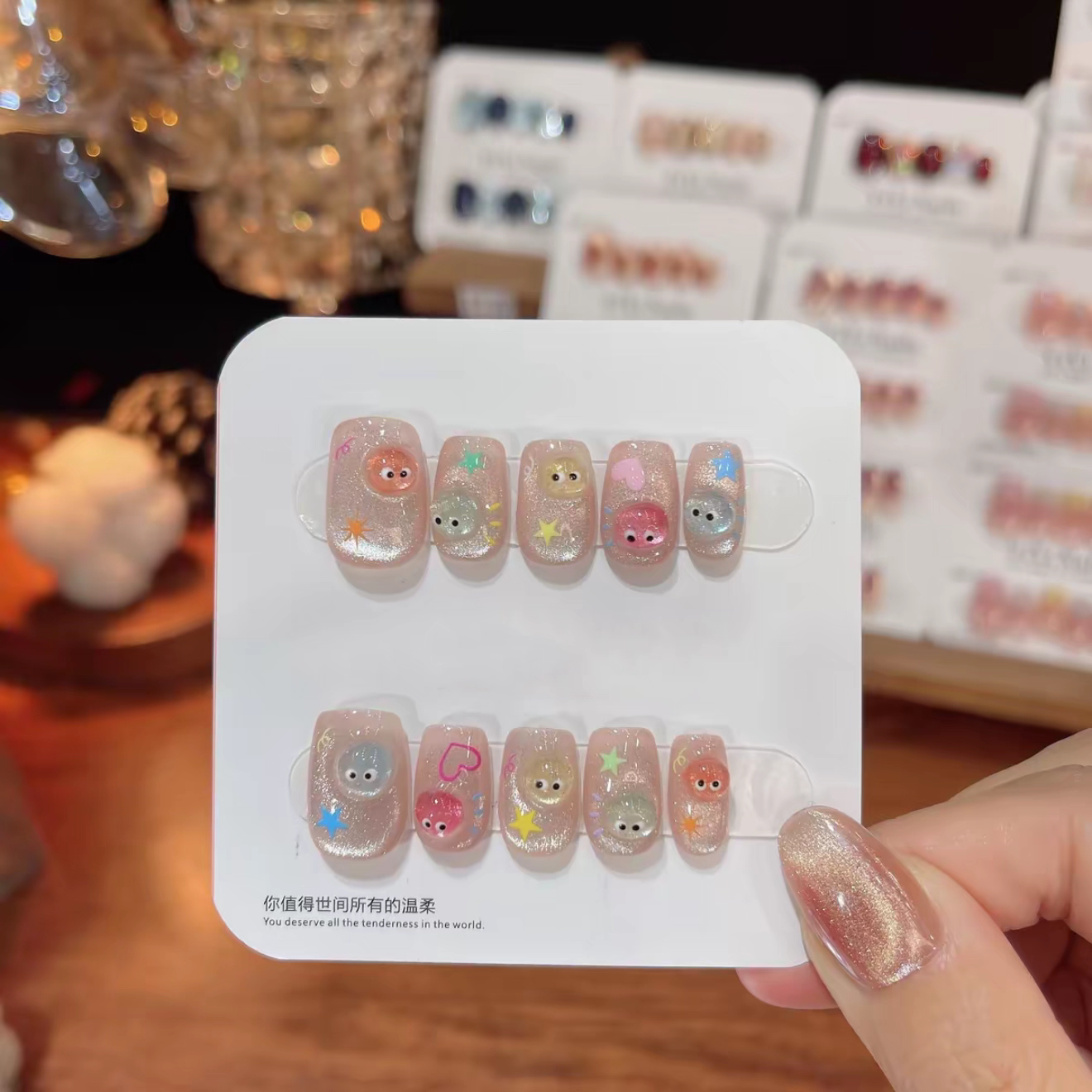 【QQ史莱姆】可爱卡通小眼睛手工穿戴甲高级感短款2025新款穿戴甲,淘宝优惠券,粉丝福利购,淘宝优惠卷