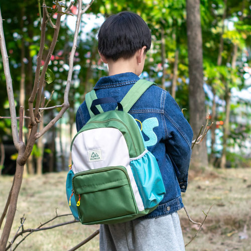 户外儿童轻便背包外出游玩幼儿园超轻书包旅游双肩包春游男孩旅行 - 图1