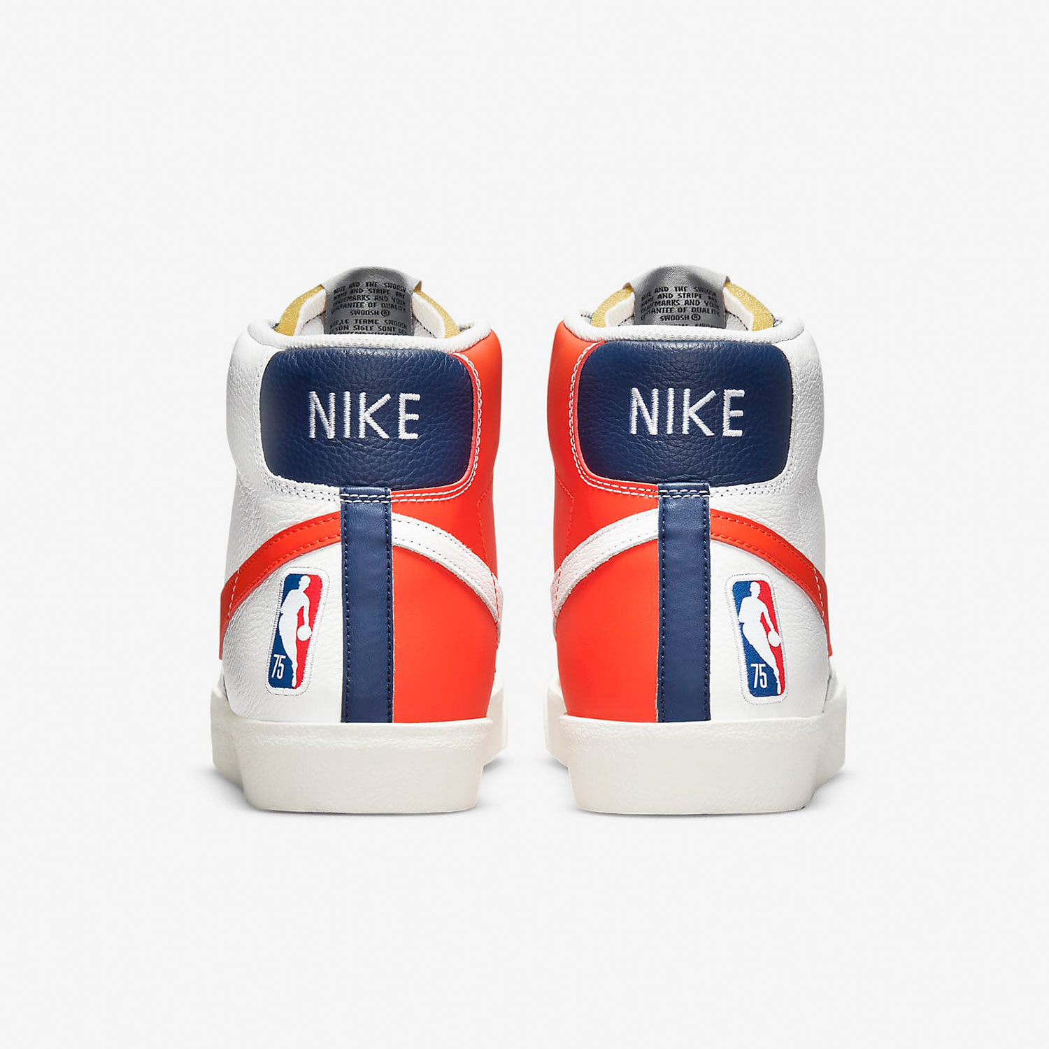 Nike/耐克正品 Blazer Mid '77 EMB 男子高帮板鞋DD8025-100 - 图2