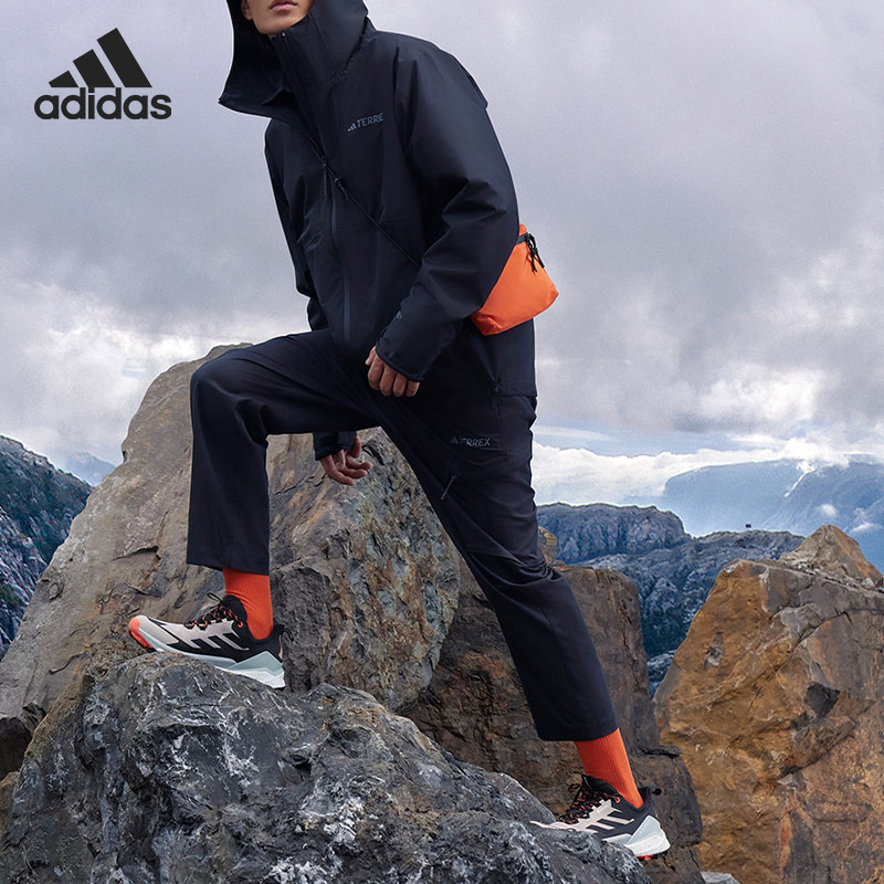 Adidas/阿迪达斯男子户外运动冲锋衣IL8910,淘宝优惠券,粉丝福利购,淘宝优惠卷