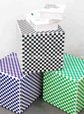 新品棋盘格置物台 马赛s克立方体网红拍照区摆件台子家居装饰拍照