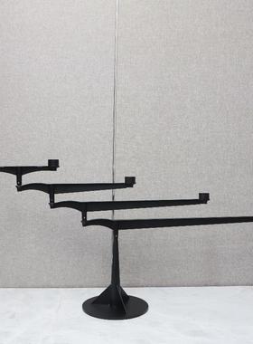 现代创意金属黑色旋转大烛台摆件样板房客厅餐厅桌面装饰品工艺品