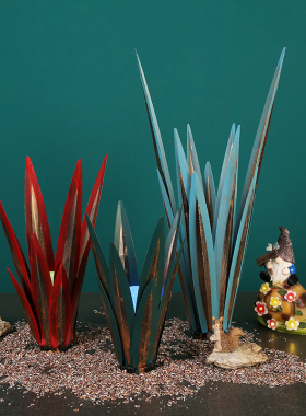 速发复古铁艺可布兰摆件森系场景舌置拍照道具龙发光户外庭院创意