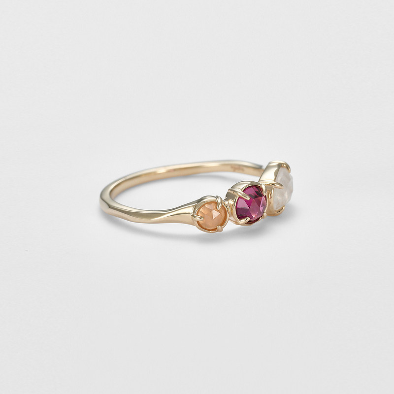 Arkado rose garnet 9K gold ring