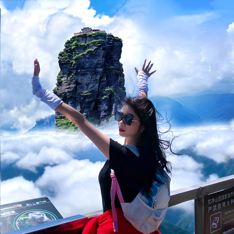 8人小团贵州旅游纯玩6天5晚黄果树瀑布西江苗寨梵净山小七孔镇远
