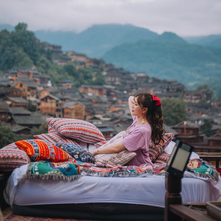 私家团贵州旅游纯玩半自由行5天4晚黄果树织金洞西江小七孔五日游
