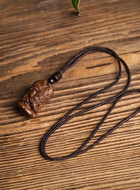 新品沉香木雕扎基拉姆项链吊坠女B财神小摆件车挂佛牌手机挂件饰