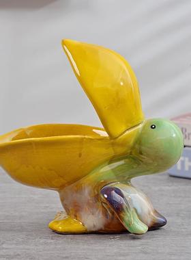 创意海洋系列之鹈鹕招财陶瓷玄关钥匙盘水果盘肥皂盒收纳家居摆件