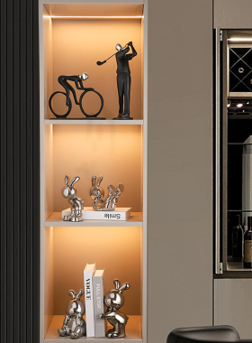 速发酒视装饰品摆件轻奢高档202新款家居柜厅红酒架电客书柜桌面