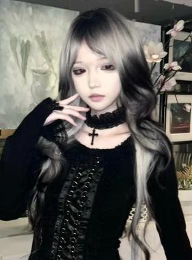 快看~哥特风的黑色十字架项链