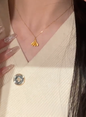 金色小裙子吊坠项链女款轻奢小众