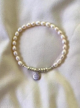 幸运圆牌珍珠串珠手链女2025新款