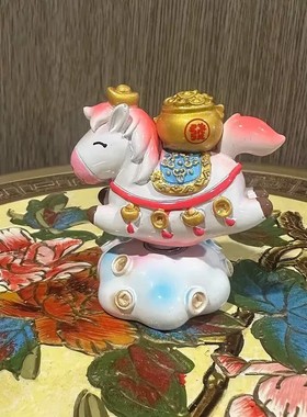 马上有钱车载摆件小马装饰品2026马年汽车仪表中控台内饰新年春节