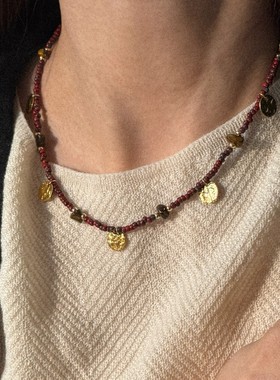 日本品质复古法式小众设计锁骨链虎眼石纹理片片吊坠彩色串珠项链