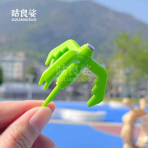 新款弹簧抓钩儿童游戏小学生勾爪强磁吸飞天爪钩玩具 - 图1