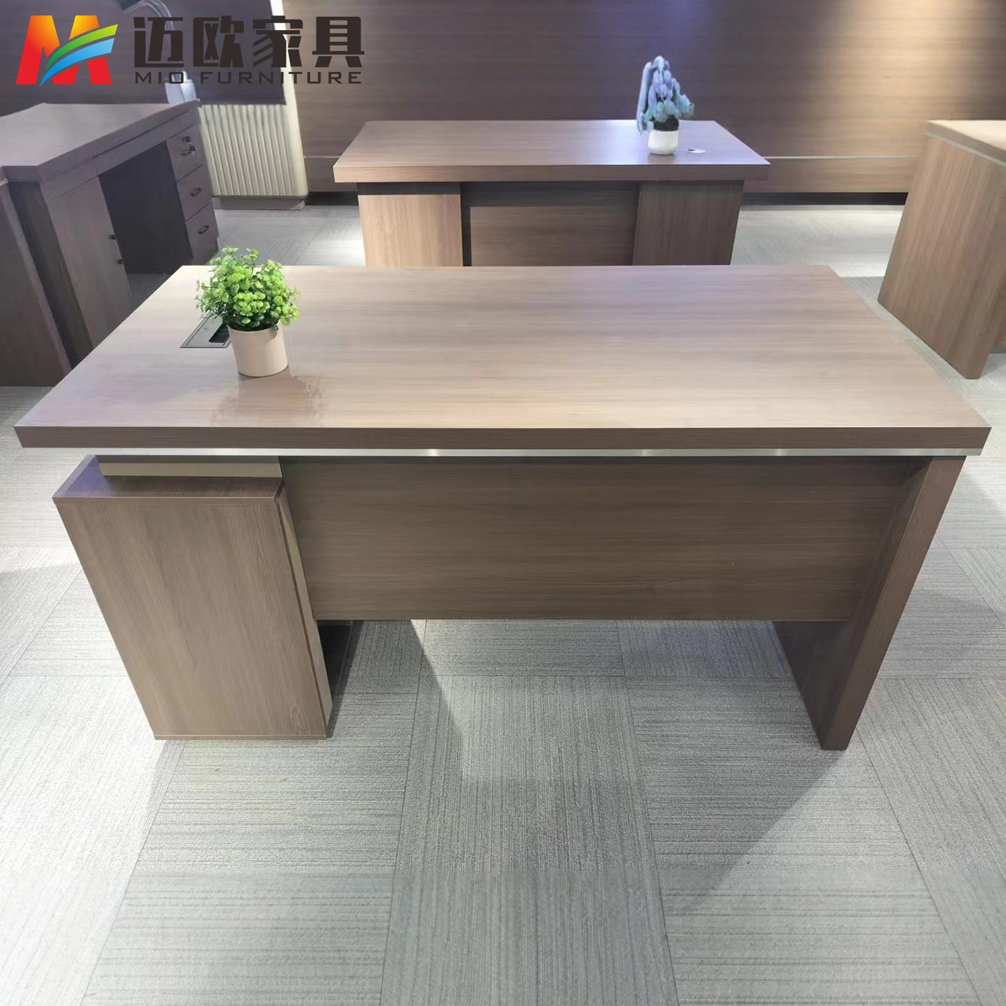 主管桌财务桌行政单人办公桌加厚简约现代职员电脑桌屏风工作卡位 - 图3