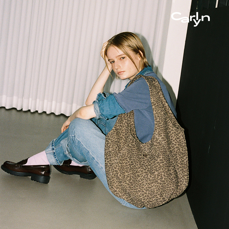 Carlyn MONDE M新年礼物韩国秋冬休闲手提腋下包豹纹hobo流浪包,淘宝优惠券,粉丝福利购,淘宝优惠卷