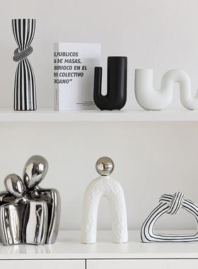 现代简约软装高级感酒柜装饰品摆件高档轻奢客厅小众抽象艺术家居