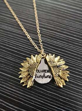 欧美花形项链合金向日葵刻字吊坠项链情侣饰品礼物