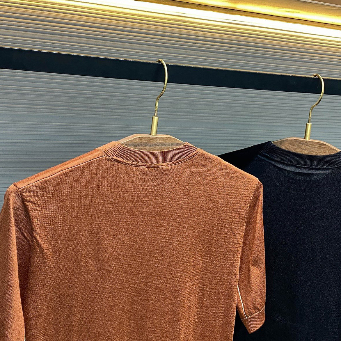 高街欧式T恤男士2026春夏时尚潮牌老钱风对比明线针织圆领短袖tee,淘宝优惠券,粉丝福利购,淘宝优惠卷