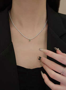 ins高级感波光粼粼钛钢项链锆石