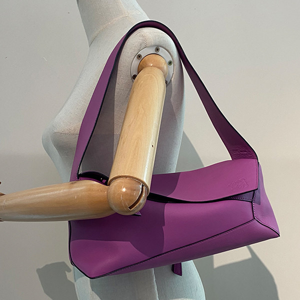 中古9新LOEWE罗意威 HOBO明亮紫牛皮单肩包A510J67X01,淘宝优惠券,粉丝福利购,淘宝优惠卷