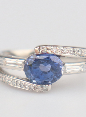 中古95新日本进口商品斯里兰卡产无烧矢车菊蓝宝石钻石戒指铂金