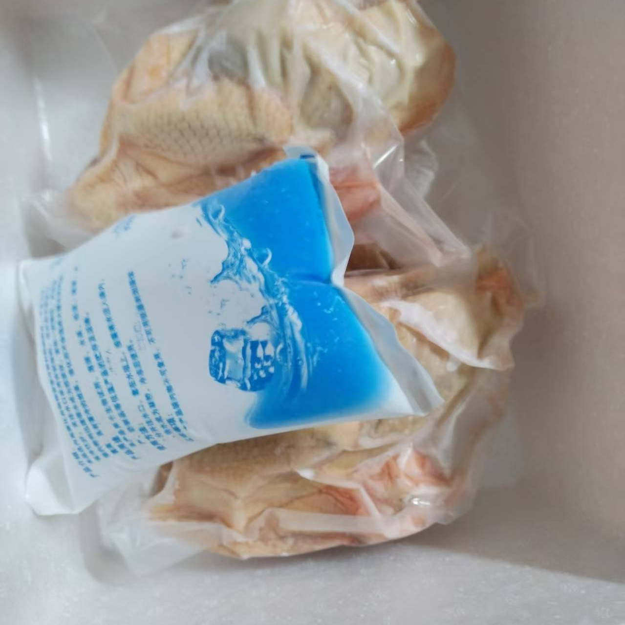 广西果园散养古典三黄鸡活鸡现宰鲜发正宗散养土鸡自养顺丰京东,淘宝优惠券,粉丝福利购,淘宝优惠卷