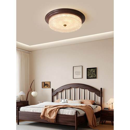 复古美式卧室灯中古风年新款吸顶灯护眼胡桃木色房间主卧灯具 - 图3