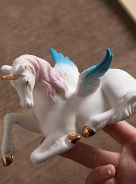 陶瓷马摆件天马神兽客厅酒柜办公室汽车载装饰生肖马吉祥物工艺礼