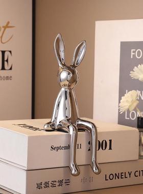 创意可爱长耳兔子摆件轻奢高档客厅酒柜电视柜玄关家居桌面装饰品