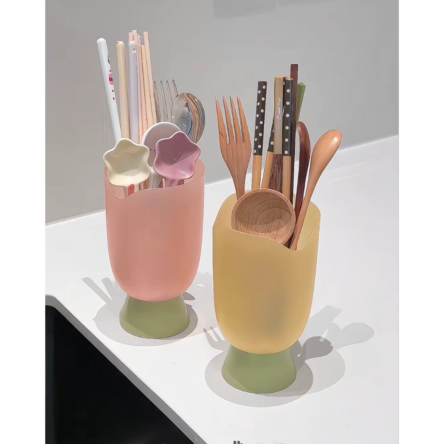 Kitchen countertop multifunctional chopstick cage tulip simple style chopsticks spoon storage box tableware drain rack