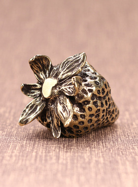 速发纯铜实心草茶小摆件铜可爱铜草莓小草莓茶宠莓道小铜件