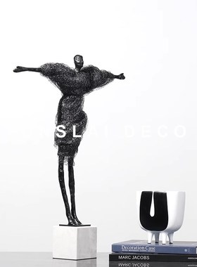 简约现代铸铁人物造型艺术摆件创意软装饰品客厅酒店展厅玄关摆设