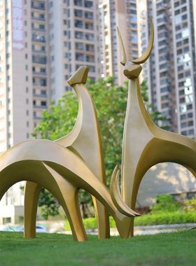 玻璃纤维鹿雕塑摆件样品屋展示中心社区户外园林草坪装饰几何梅花