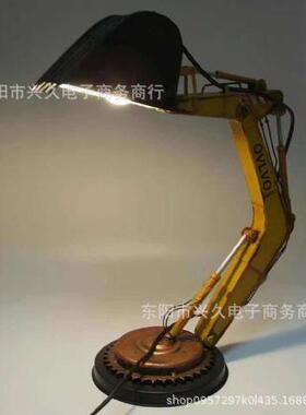 跨级新款仿真挖土机小夜灯房间树脂工艺品装饰复古摆件家居