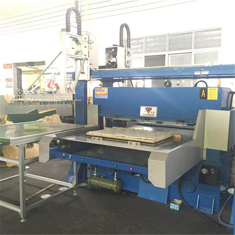 吸塑吸盘机械手自动四柱平面油压裁断机,淘宝优惠券,粉丝福利购,淘宝优惠卷