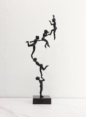 北欧极简金属人物摆件样板房卧室客厅餐厅书房酒柜茶几家居装饰品