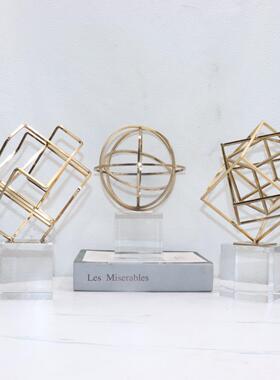 北欧轻奢家居客厅餐桌金色几何装饰品摆件创意水晶房间办公桌摆设