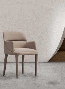 北欧真皮餐椅轻奢家用凳子意式极简设计师餐厅椅子靠背软包书房椅