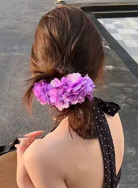 易梦玲同款香蕉夹酒红色花花发夹海边旅游氛围感拍照发饰2025新款