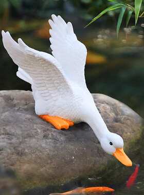 户外庭院假山鱼池边装饰鸭子摆件流水池水景鱼缸造景树脂雕塑景观